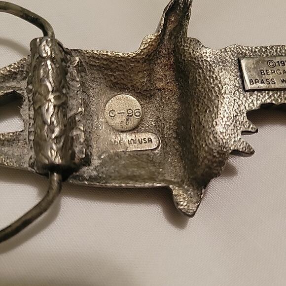 Chainsaw Belt Buckle 1978 Bergamot Brass Works Metal C-96 - Picture 6 of 6